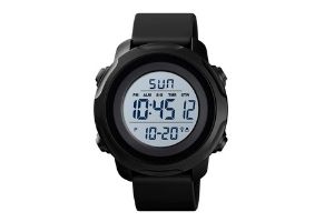 Superlative men's digital sports watch